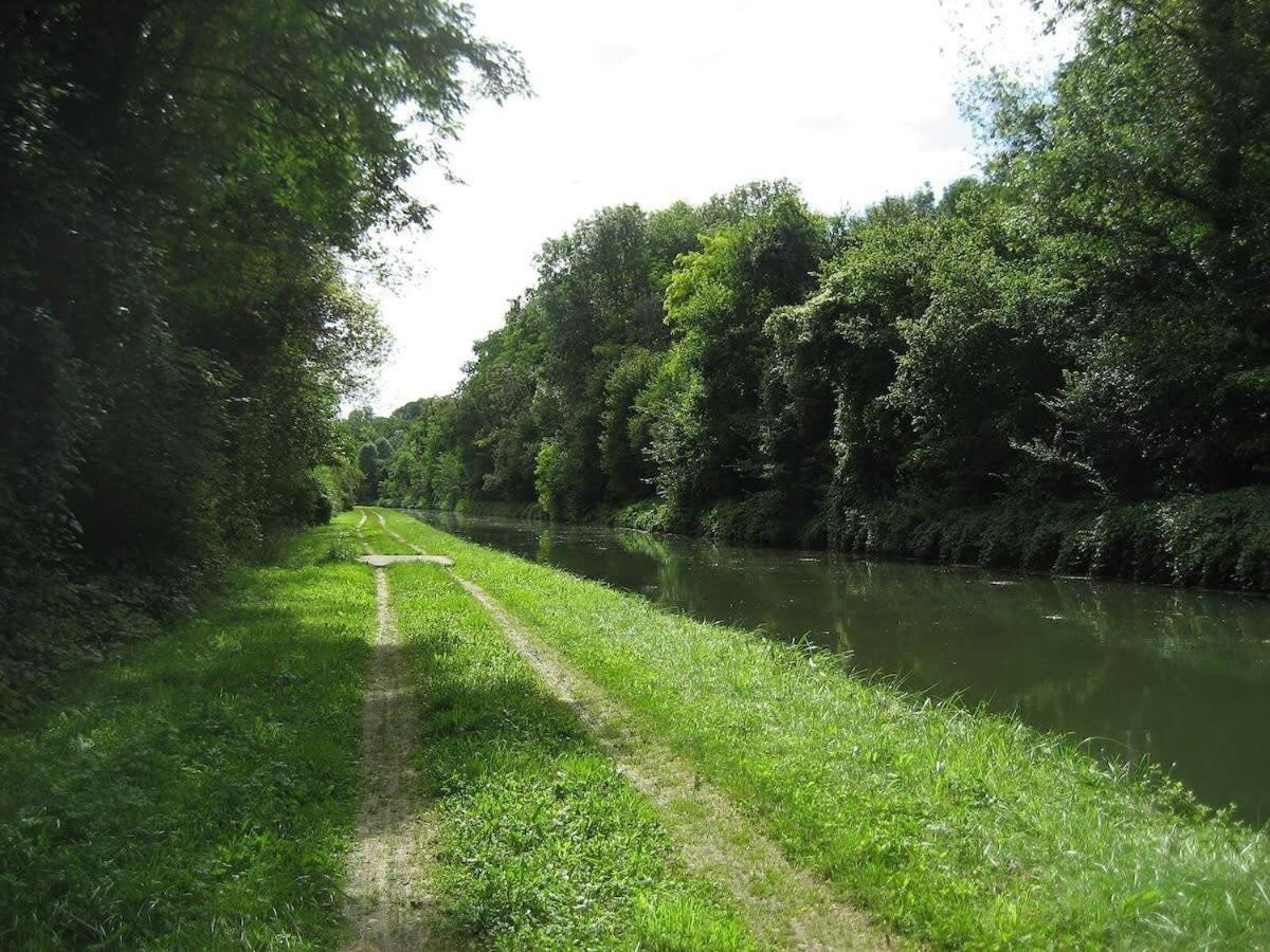 Peaceful Nearby Paris Appartement *